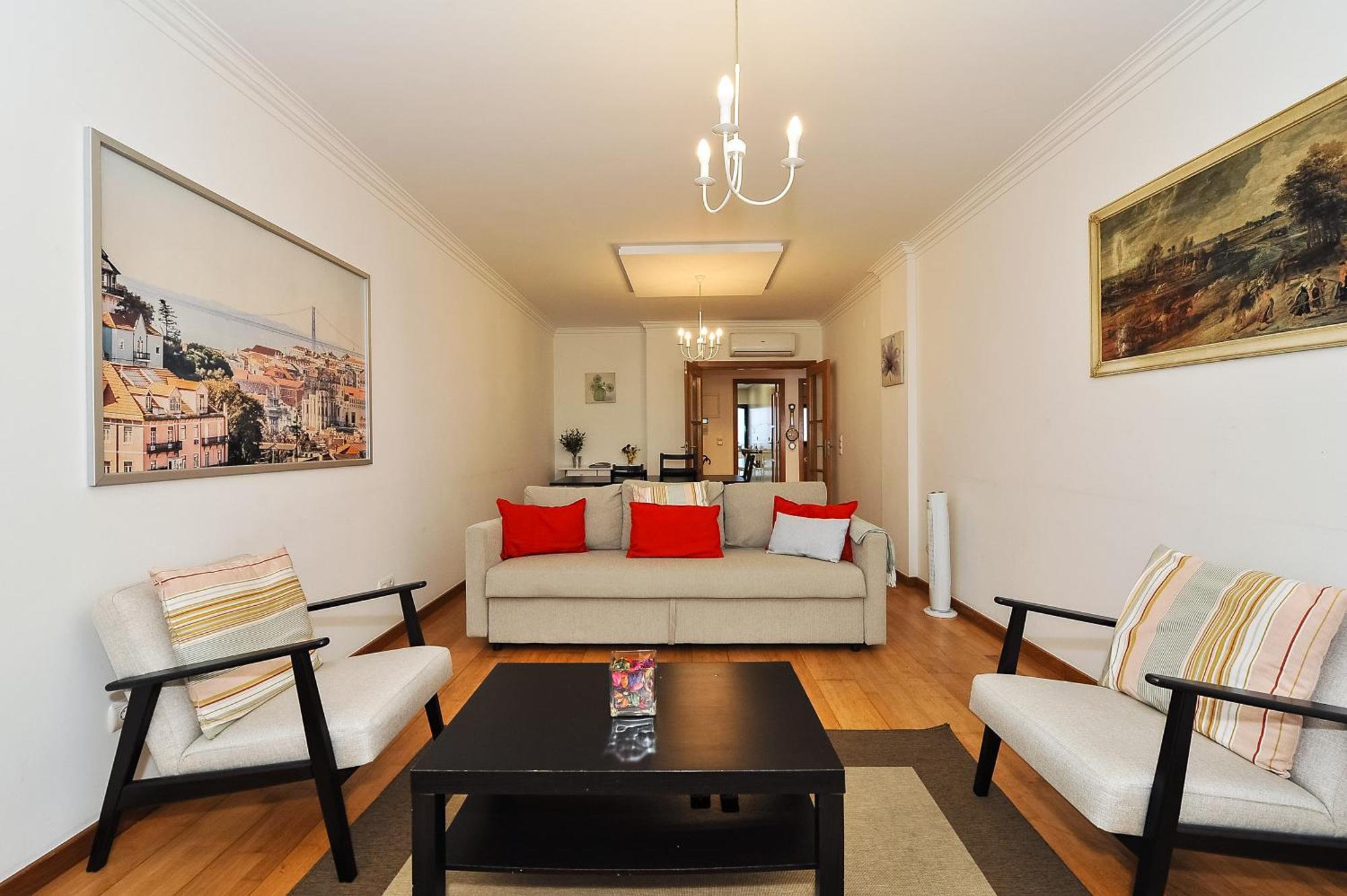 By The - Checkinhome Apartment Oeiras